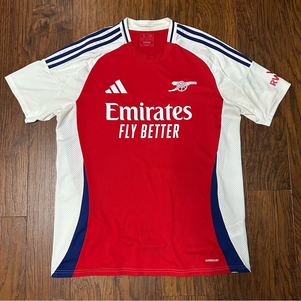 Adidas Arsenal Home 2024/25 Jersey
Mens XL